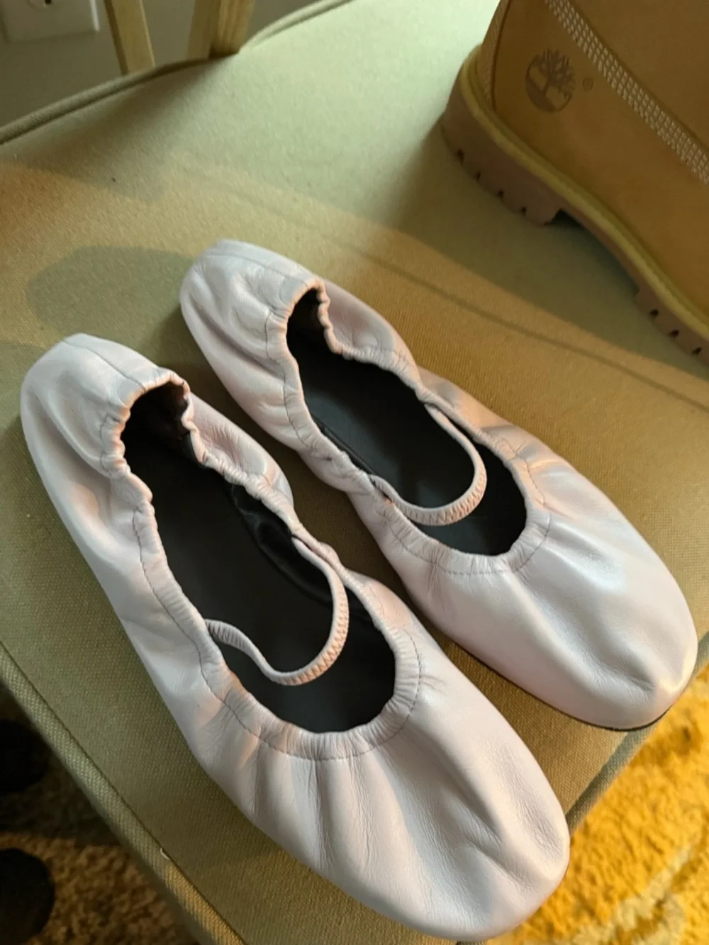 Reformation Buffy Ruched Ballet Flats 🔥 Size 9 Soft Pink